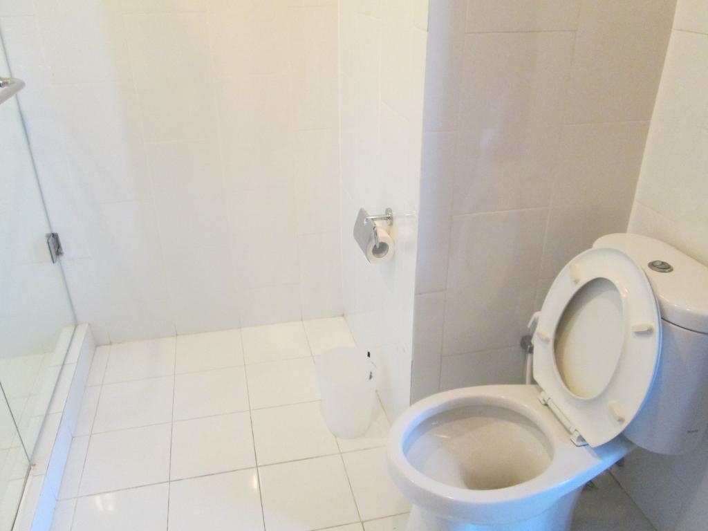 N3 Hotel Jakarta Szoba fotó